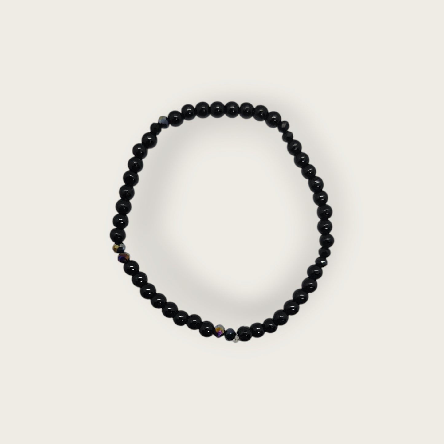 Zwarte elastieken armband met zwarte kralen