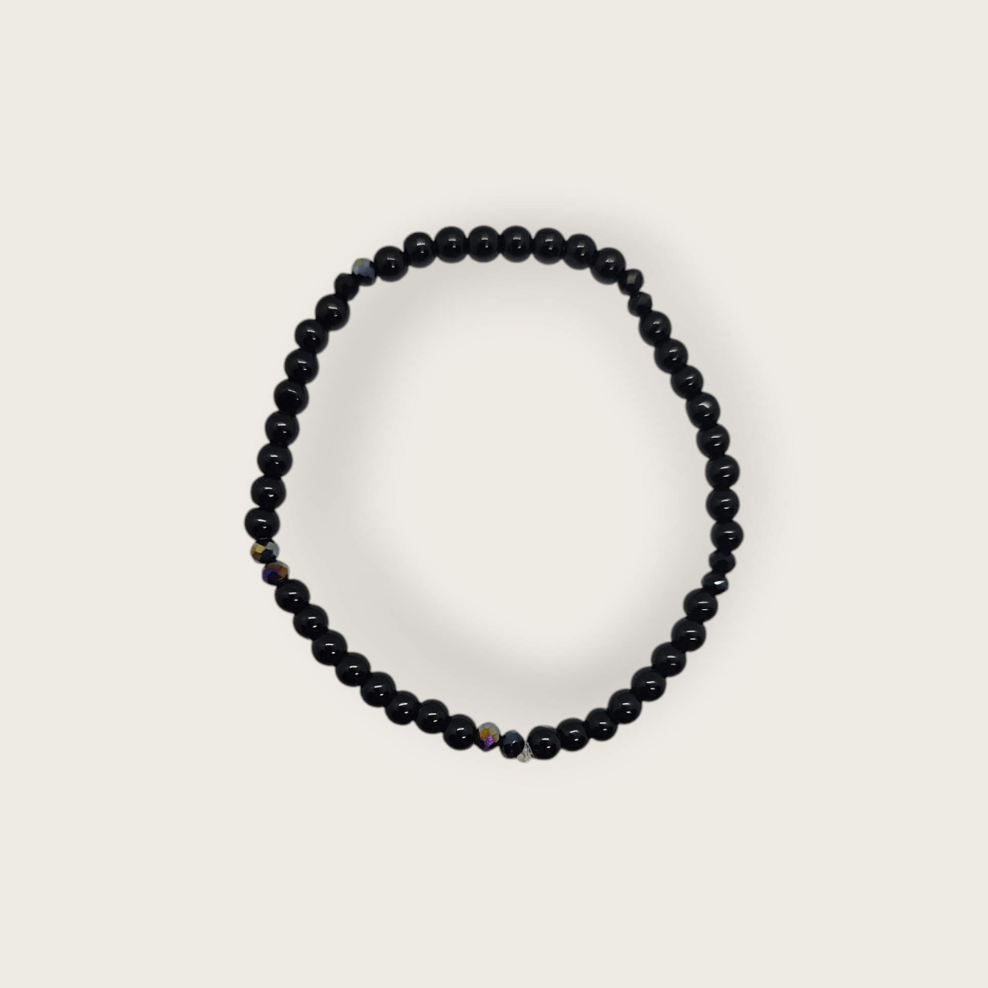 Zwarte elastieken armband met zwarte kralen